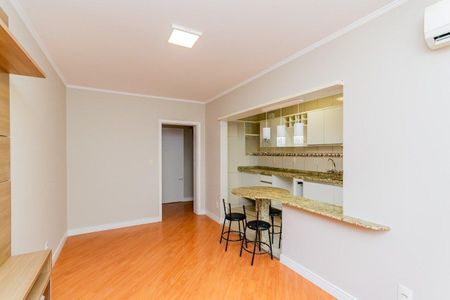 Sala de apartamento para alugar com 1 quarto, 48m² em Higienópolis, Porto Alegre