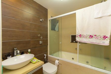 Casa à venda com 40m², 2 quartos e 1 vagaBanheiro