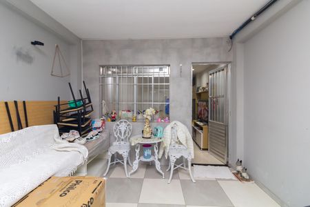 Casa à venda com 40m², 2 quartos e 1 vagaGaragem