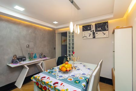 Casa à venda com 40m², 2 quartos e 1 vagaSala de Jantar