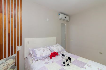 Quarto 1 de casa à venda com 2 quartos, 40m² em Conjunto Residencial José Bonifácio, São Paulo