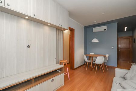 Apartamento para alugar com 64m², 2 quartos e 1 vagaSala