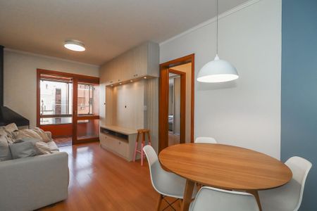 Sala de apartamento para alugar com 2 quartos, 64m² em Petrópolis, Porto Alegre