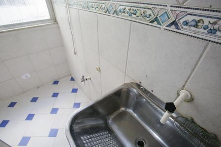 Apartamento para alugar com 56m², 2 quartos e 1 vagaÁrea de Serviço