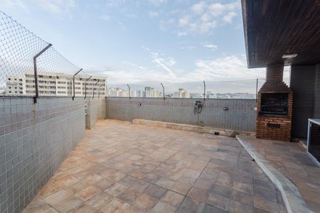 Apartamento à venda com 220m², 3 quartos e 2 vagasCobertura