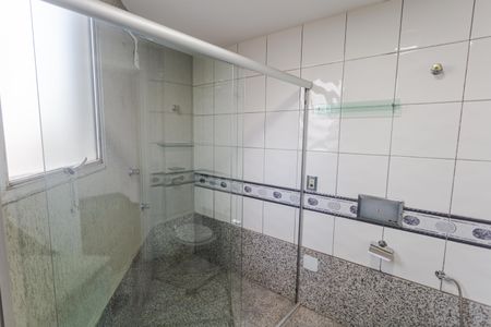 Apartamento à venda com 220m², 3 quartos e 2 vagasBanheiro da Suíte