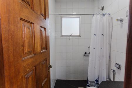 Apartamento à venda com 220m², 3 quartos e 2 vagasBanheiro Social da Cobertura
