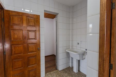 Apartamento à venda com 220m², 3 quartos e 2 vagasÁrea de Serviço na Cobertura