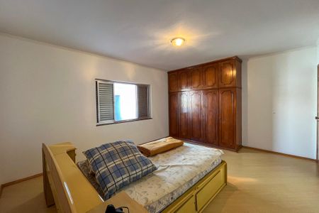 Casa para alugar com 210m², 4 quartos e 3 vagasQuarto 3