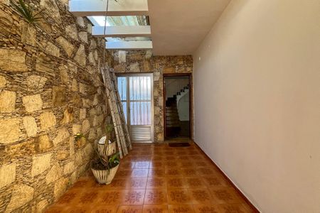 Casa para alugar com 210m², 4 quartos e 3 vagasEntrada