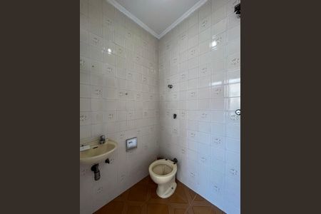 Casa para alugar com 210m², 4 quartos e 3 vagasBanheiro de serviço