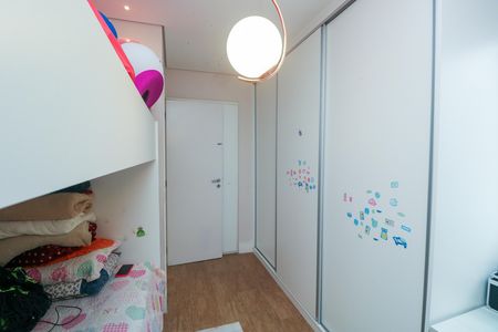 Apartamento à venda com 72m², 2 quartos e 2 vagas Apartamento à venda com 72m², 2 quartos e 2 vagasQuarto