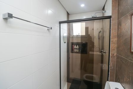 Banheiro Social de apartamento à venda com 2 quartos, 72m² em Vila Curuçá, Santo André