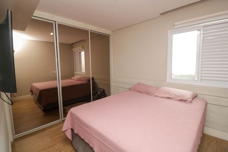 Apartamento à venda com 72m², 2 quartos e 2 vagas Apartamento à venda com 72m², 2 quartos e 2 vagasSuíte