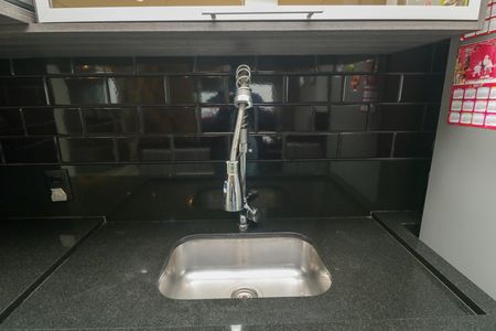 Cozinha de apartamento à venda com 2 quartos, 72m² em Vila Curuçá, Santo André