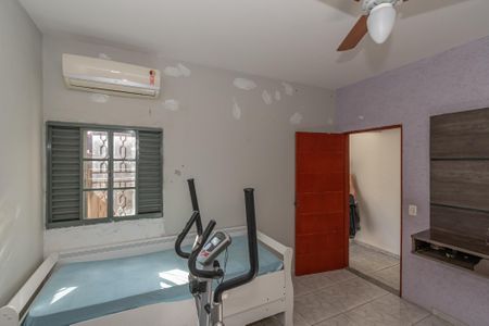 Casa à venda com 280m², 3 quartos e 2 vagasQuarto 2