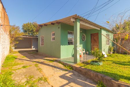 Casa à venda com 2 quartos, 60m² em Guajuviras, Canoas
