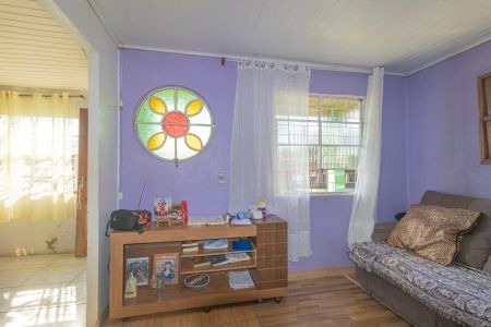 Sala de casa à venda com 2 quartos, 60m² em Guajuviras, Canoas