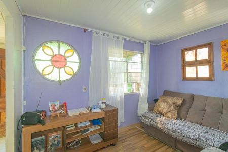 Sala de casa à venda com 2 quartos, 60m² em Guajuviras, Canoas