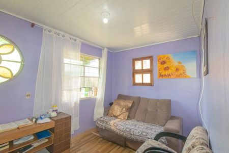 Sala de casa à venda com 2 quartos, 60m² em Guajuviras, Canoas