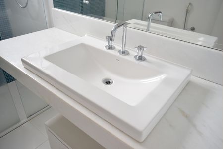 Apartamento à venda com 136m², 3 quartos e 2 vagasBanheiro da Suíte 1