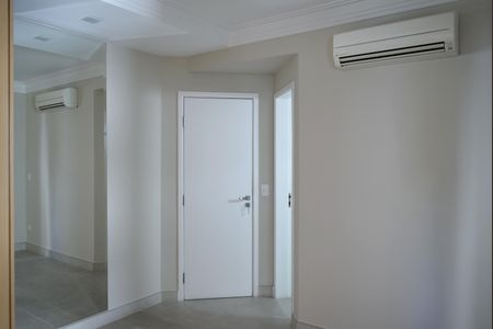Apartamento à venda com 136m², 3 quartos e 2 vagasSuíte 2