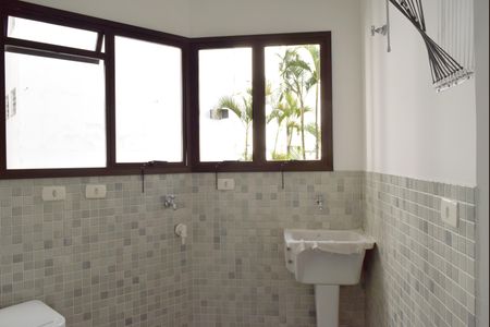 Apartamento à venda com 136m², 3 quartos e 2 vagasÁrea de Serviço