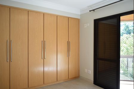 Apartamento à venda com 136m², 3 quartos e 2 vagasSuíte 1