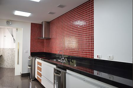 Apartamento à venda com 136m², 3 quartos e 2 vagasCozinha