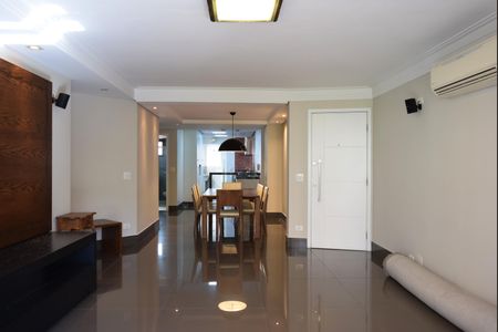 Apartamento à venda com 136m², 3 quartos e 2 vagasSala