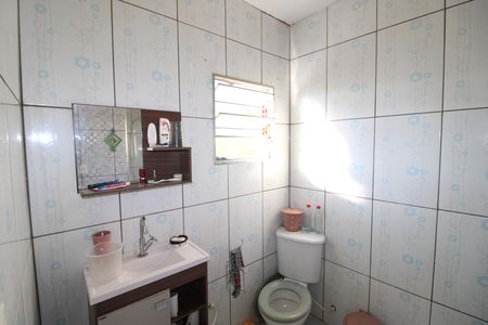 Casa à venda com 180m², 3 quartos e 3 vagasBanheiro 1
