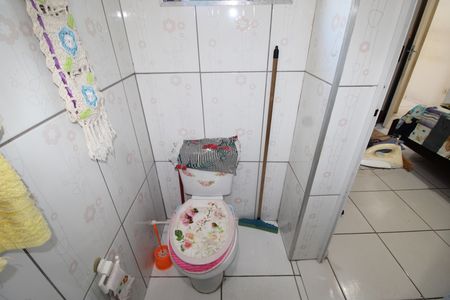 Casa à venda com 180m², 3 quartos e 3 vagasBanheiro 2
