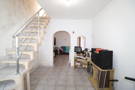 Casa à venda com 180m², 3 quartos e 3 vagasSala