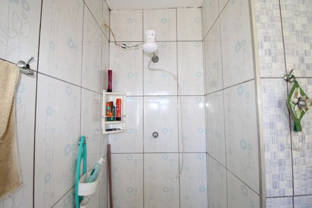 Casa à venda com 180m², 3 quartos e 3 vagasBanheiro 1