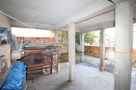 Casa à venda com 180m², 3 quartos e 3 vagasÁrea de Serviço