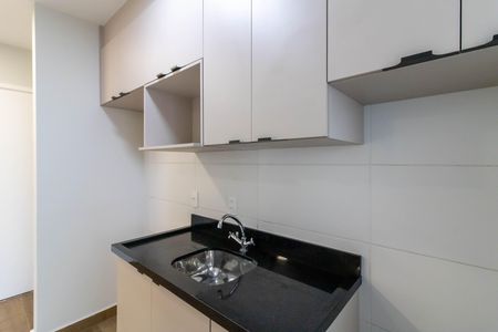Cozinha de apartamento à venda com 2 quartos, 47m² em Vila das Bandeiras, Guarulhos