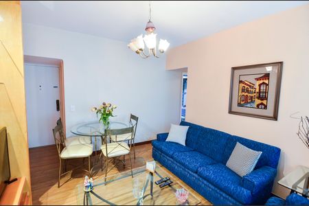 Apartamento à venda com 68m², 3 quartos e 1 vaga Apartamento à venda com 68m², 3 quartos e 1 vagaSala