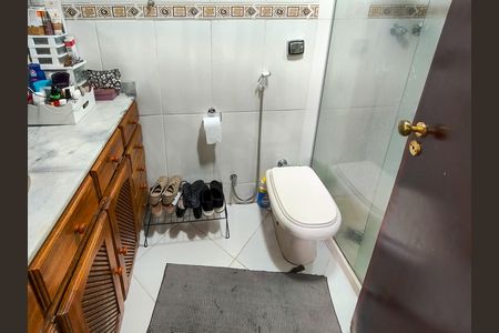 Apartamento à venda com 95m², 3 quartos e 2 vagasBanheiro da Suíte