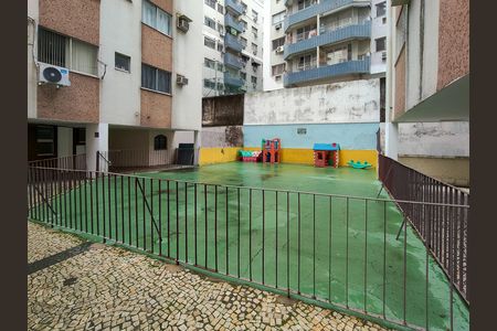 Apartamento à venda com 95m², 3 quartos e 2 vagasÁrea comum - Playground
