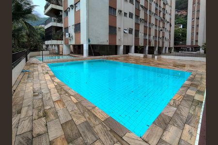 Apartamento à venda com 95m², 3 quartos e 2 vagasÁrea comum - Piscina