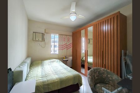 Apartamento à venda com 95m², 3 quartos e 2 vagasQuarto 2