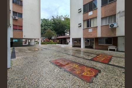 Apartamento à venda com 95m², 3 quartos e 2 vagasÁrea comum - Playground