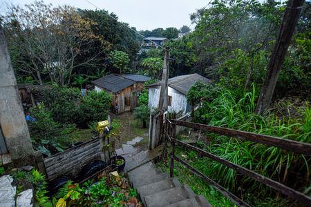 Casa para alugar com 68m², 2 quartos e sem vaga Casa para alugar com 68m², 2 quartos e sem vagaFachada