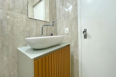 Apartamento à venda com 123m², 3 quartos e 1 vaga Apartamento à venda com 123m², 3 quartos e 1 vagaBanheiro