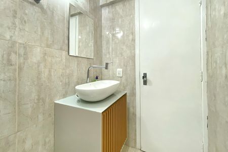 Apartamento à venda com 123m², 3 quartos e 1 vaga Apartamento à venda com 123m², 3 quartos e 1 vagaBanheiro
