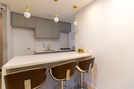 Apartamento para alugar com 62m², 2 quartos e 1 vaga Apartamento para alugar com 62m², 2 quartos e 1 vagaSala