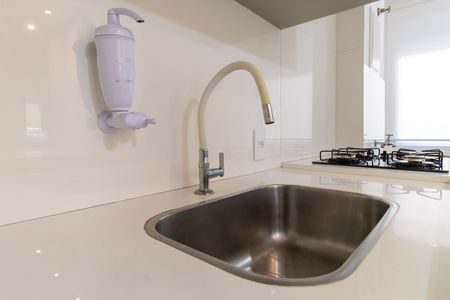 Cozinha - Torneira de apartamento para alugar com 2 quartos, 62m² em Bairro Nakamura Park, Cotia
