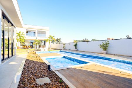 Casa de condomínio para alugar com 509m², 4 quartos e 6 vagas Casa de condomínio para alugar com 509m², 4 quartos e 6 vagasPiscina