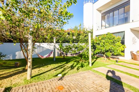 Casa de condomínio para alugar com 509m², 4 quartos e 6 vagas Casa de condomínio para alugar com 509m², 4 quartos e 6 vagasRedário
