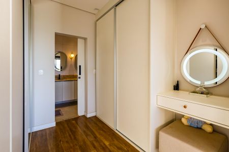 Casa de condomínio para alugar com 509m², 4 quartos e 6 vagas Casa de condomínio para alugar com 509m², 4 quartos e 6 vagasCloset Suite Master